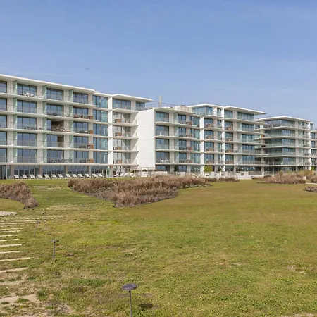 Apartment Bayline I